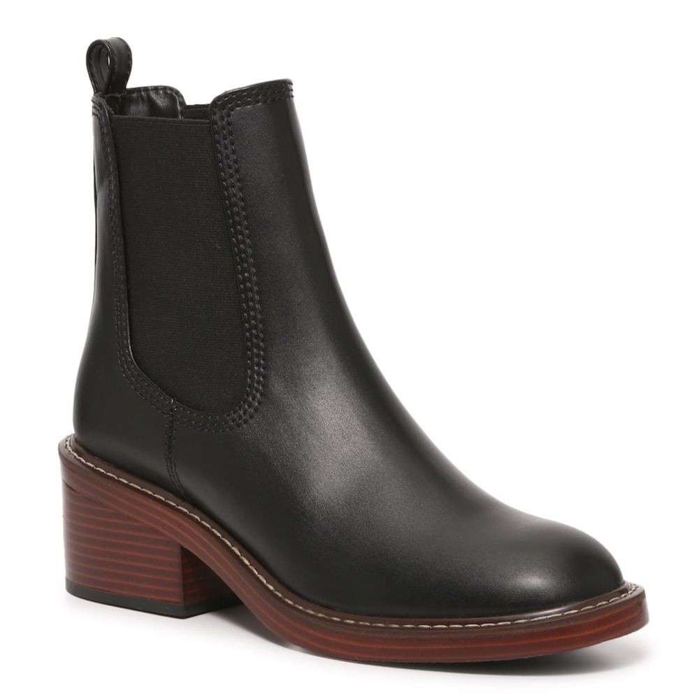 Steve Madden Laurely Chelsea Bootie 👢